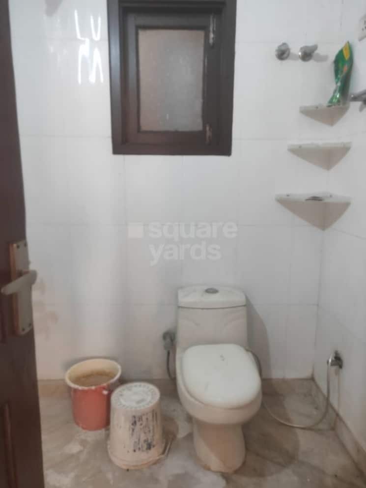Bathroom, chattarpur 2 Bedroom 1120 Sq.Ft. Builder Floor In Chattarpur Delhi 9762348