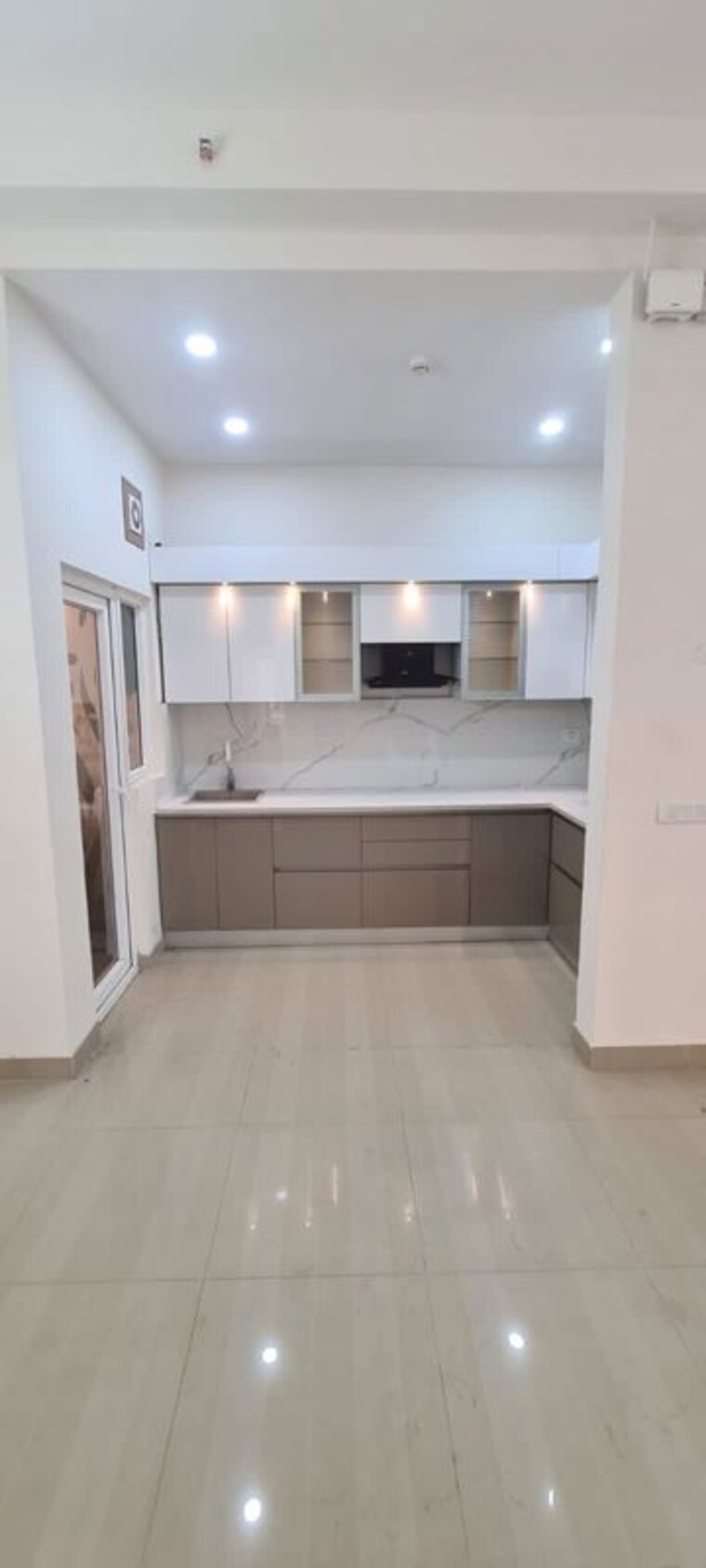 Kitchen, dlf phase ii 3 Bedroom 700 Sq.Ft. Independent House In Dlf Phase ii Gurgaon 9759296