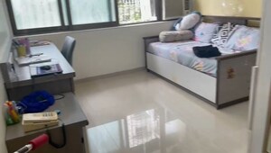 Room in 2 BHK Apartment at Matunga East – for Rent