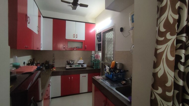 Kitchen, dlf phase ii 3 Bedroom 1935 Sq.Ft. Independent House In Dlf Phase ii Gurgaon 9759290
