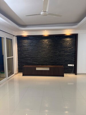 Room in 2 BHK Apartment at NR Windgates, Thanisandra Main Road – for Rent