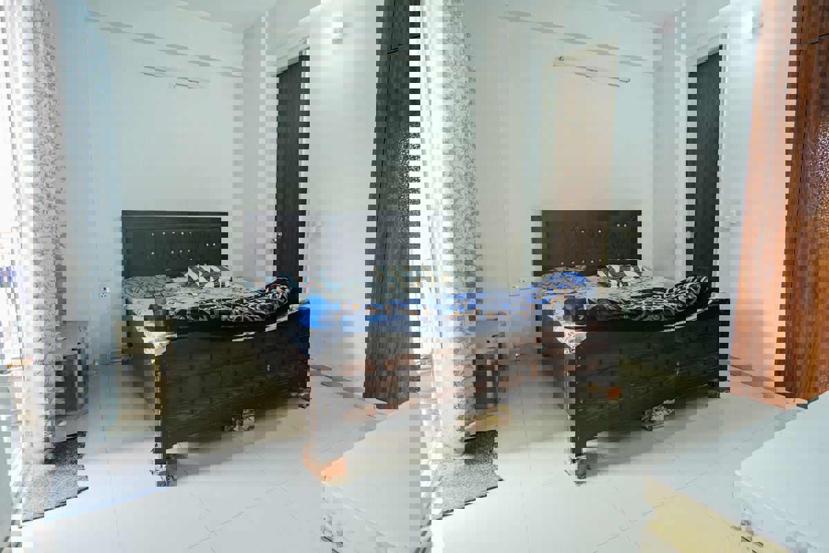 2.5 BHK + Study Room 1150 Sq.Ft. Apartment in Arihant Amber