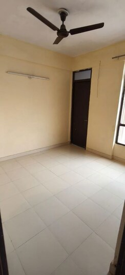 2 BHK Apartment For Rent in OP Floridaa