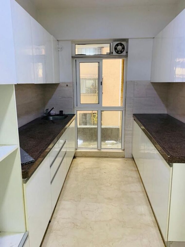 Kitchen, sanjay colony 2 Bedroom 162 Sq.Yd. Builder Floor In Sanjay Colony Delhi 9762801
