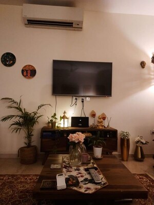  Pg For Rent in Viram Khand