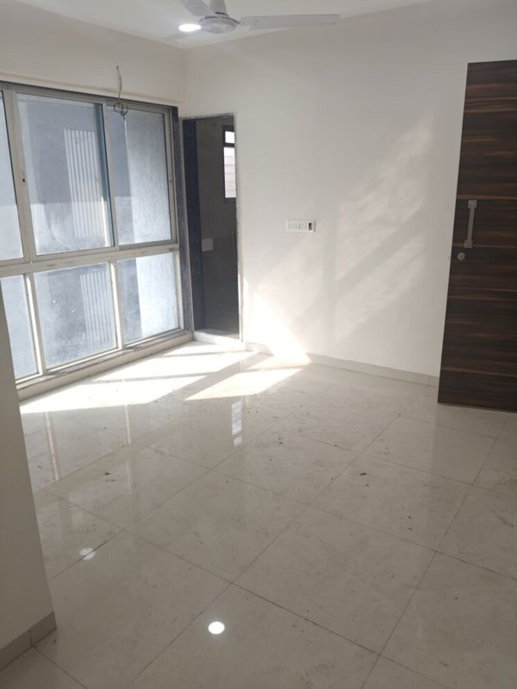 Room, tarun bharat 1.5 Bedroom 550 Sq.Ft. Apartment In Tarun Bharat Mumbai 9762812