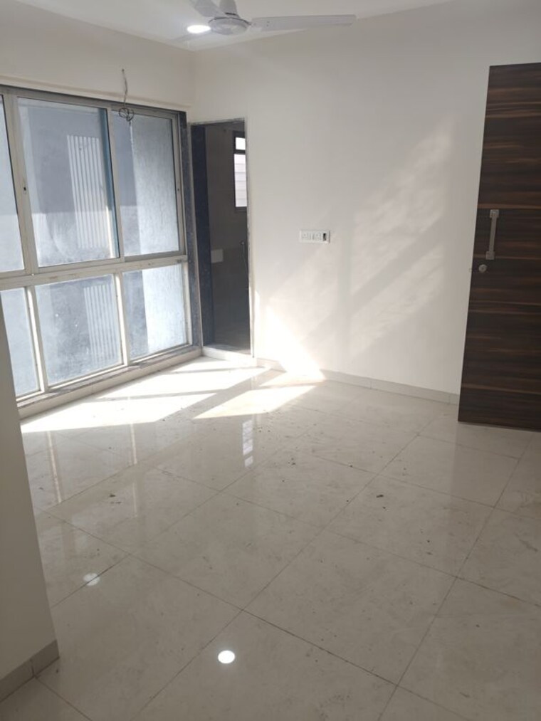 Room, tarun bharat 1.5 Bedroom 550 Sq.Ft. Apartment In Tarun Bharat Mumbai 9762812