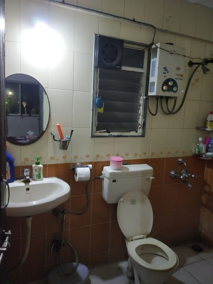 Attached Bathroom, wadhwani-sai-atharva 2 Bedroom 950 Sq.Ft. Apartment In Pimple Saudagar Pune 9762709