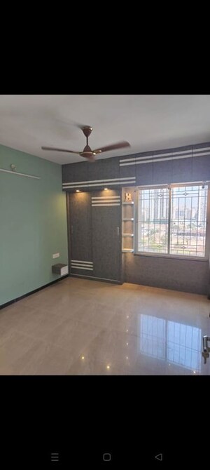 Room in 3 BHK Apartment at Harsh Vihar, Aundh – for Rent