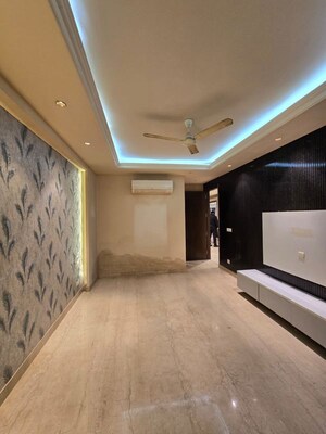 Kitchen in 3.5 BHK Builder Floor at Ansal Sushant Lok I, Sector 43 – for Rent