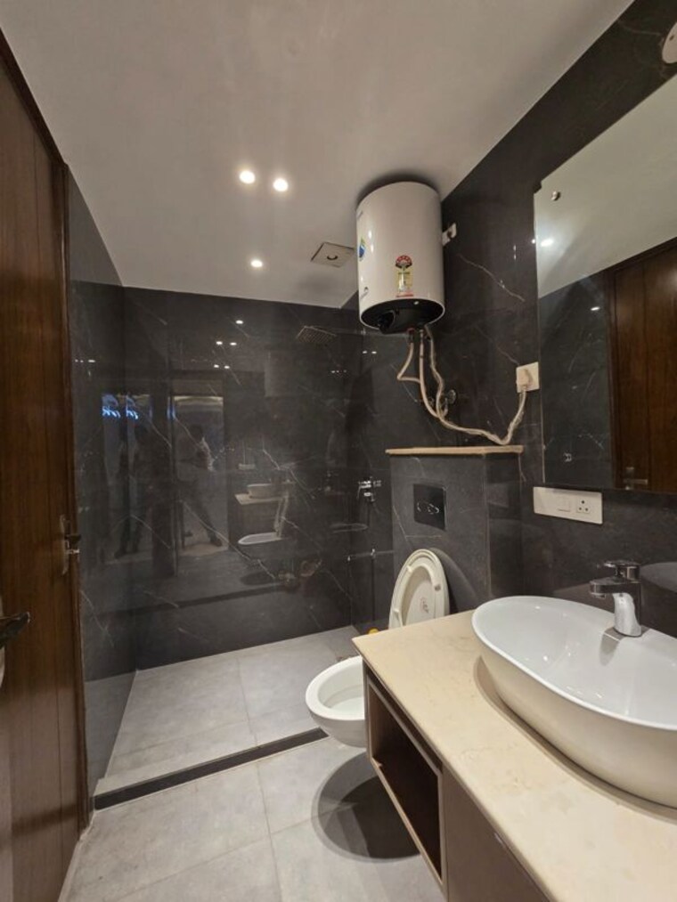 Master Bedroom, ansal-sushant-lok-i 3.5 Bedroom 2200 Sq.Ft. Builder Floor In Sector 43 Gurgaon 9762856