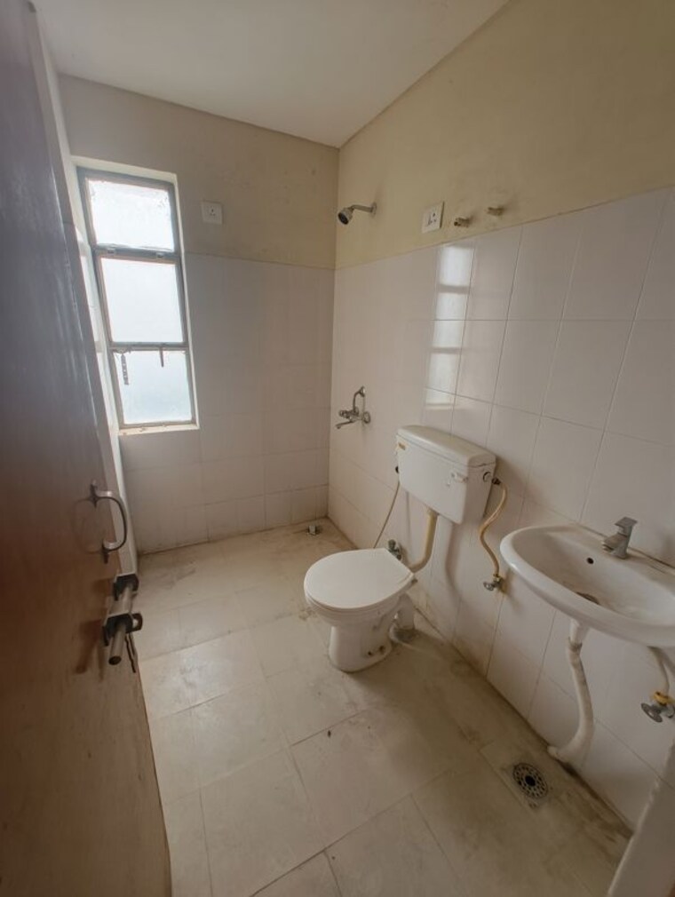 Bathroom, adani-aangan 2 Bedroom 657 Sq.Ft. Apartment In Sector 89a Gurgaon 9762870