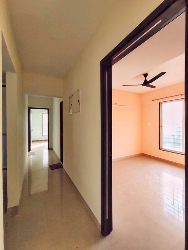Room, hrt-lake-view 3 Bedroom 1210 Sq.Ft. Apartment In Kasarsai Pune 9762873