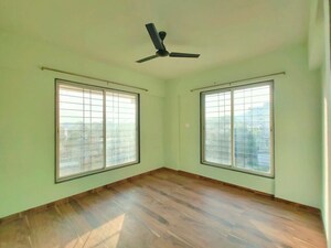 Room in 3 BHK Apartment at HRT Lake View, Kasarsai – for Rent