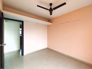 Room in 3 BHK Apartment at HRT Lake View, Kasarsai – for Rent