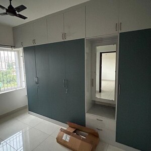 Room in 4 BHK Apartment at Brigade 7 Gardens, Thurahalli – for Rent