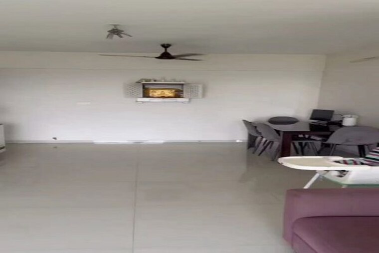  Parking, aadi-allure 2 Bedroom 730 Sq.Ft. Apartment In Kanjurmarg East Mumbai 9762720