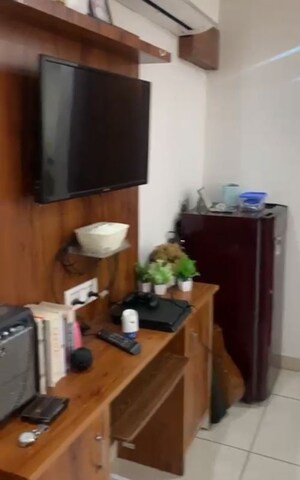 Furnished Amenities in 1 RK Apartment at DLF City Phase III, Sector 24 – for Rent
