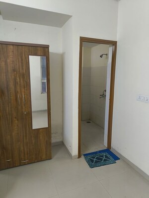 Room in 1 BHK Apartment at Adani Aangan, Sector 89a – for Rent