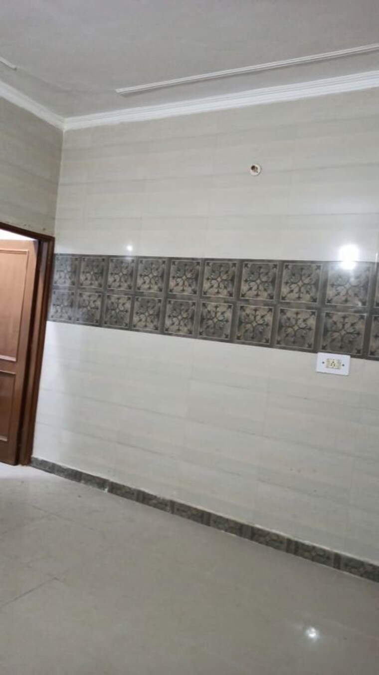 Room, bhago majra road 2 Bedroom 1211 Sq.Ft. Builder Floor In Bhago Majra Road Kharar 9762914