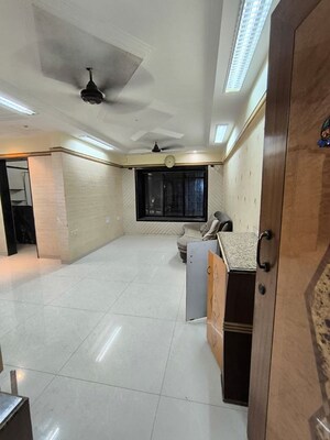 Master Bedroom in 2 BHK Apartment at Abrol Vastu Park, Malad West – for Rent