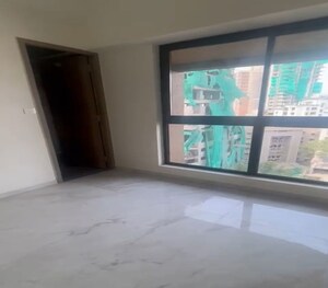 Room in 2 BHK Apartment at Matunga East – for Sale