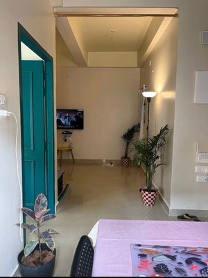 Furnished Amenities in 3 BHK Builder Floor at 6 Mile – for Rent