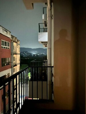 3 BHK Builder Floor – Exterior View View at 6 Mile - for Rent