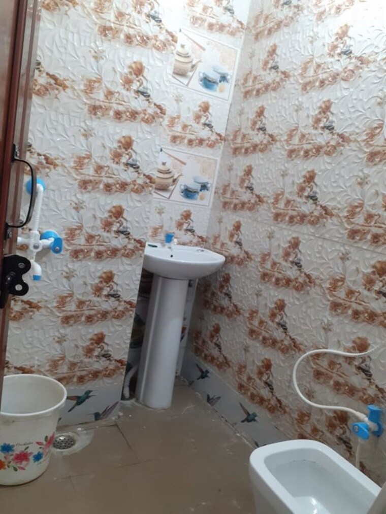 Bathroom, patparganj 1 Bedroom 545 Sq.Ft. Builder Floor In Patparganj Delhi 9763051