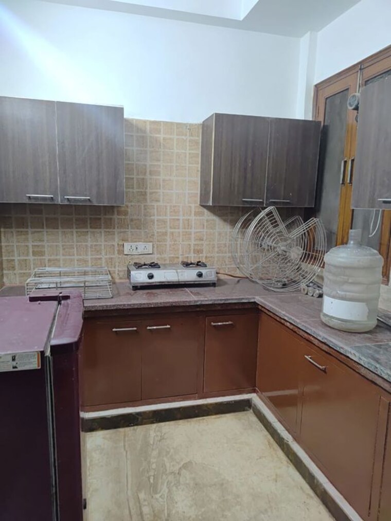 Kitchen, tulip-mall 1 RK 200 Sq.Mt. Builder Floor In Sector 46 Noida 9763329