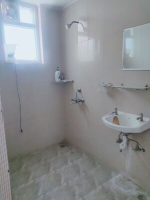 Bathroom in 3.5 BHK Apartment at Ansal Royal Heritage, Sector 70 – for Sale