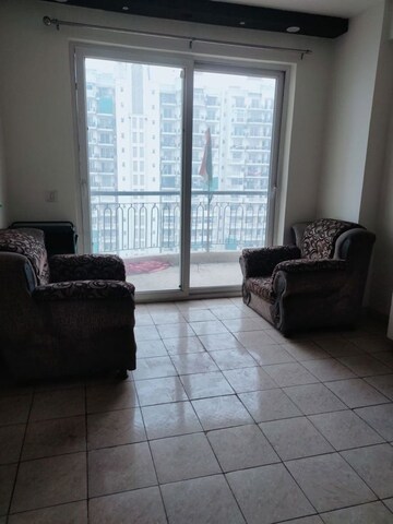 Living Room in 3.5 BHK Apartment at Ansal Royal Heritage, Sector 70 – for Sale