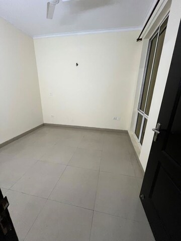 Room in 3 BHK Builder Floor at Ansal API Esencia, Sector 67 – for Rent