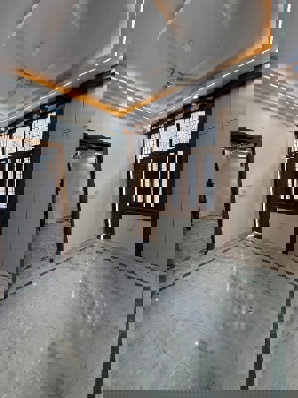 6 BHK Builder Floor For Sale in Sector 11