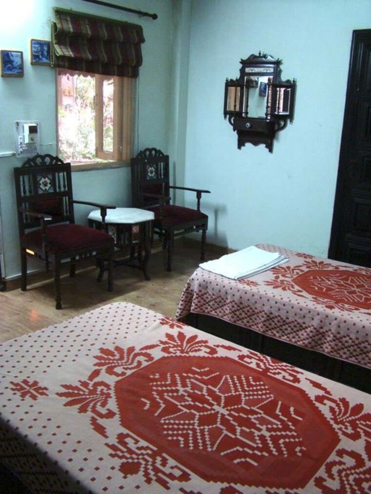 Bedroom, sector 40 6+ Bedroom 450 Sq.Mt. Independent House In Sector 40 Noida 9763474