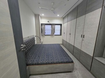 2 BHK Apartment For Rent in Platinum Life, Andheri West