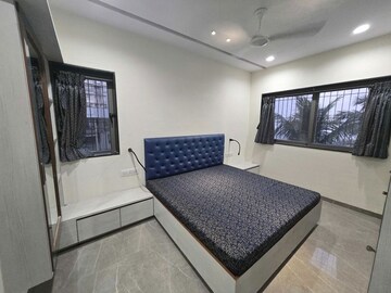 Bedroom in 2 BHK Apartment at Platinum Life, Andheri West – for Rent