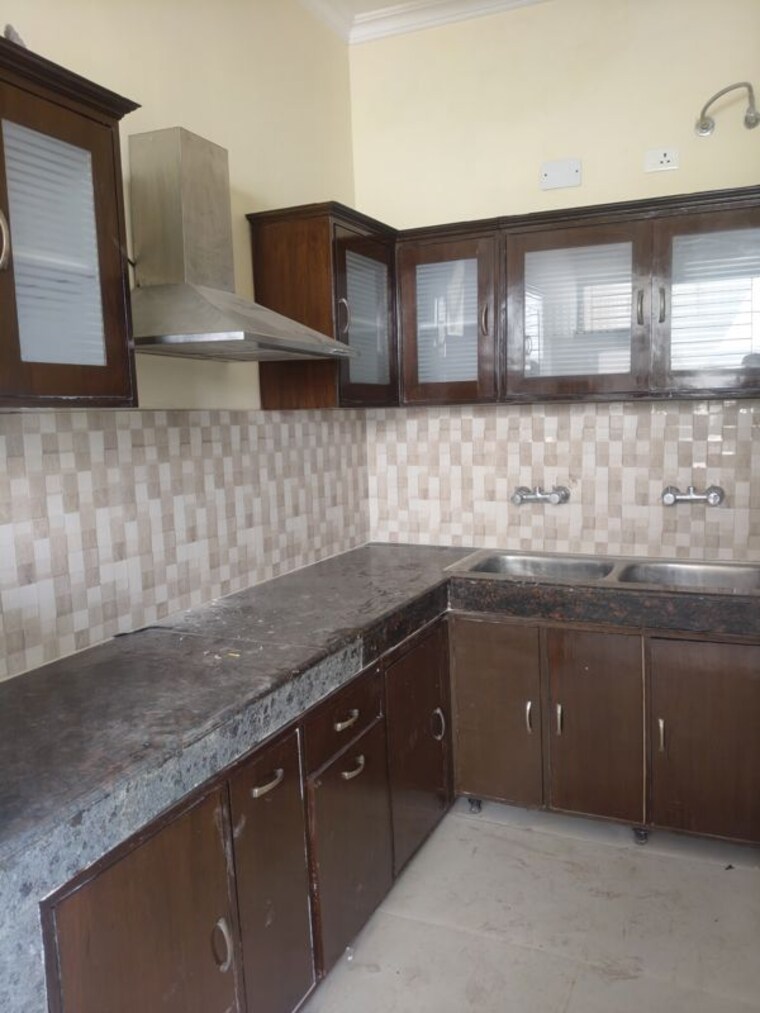 Kitchen, sector 17 2 Bedroom 850 Sq.Ft. Independent House In Sector 17 Panchkula 9763548