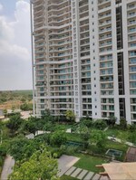 3 BHK + Servant Room 2700 Sq.Ft. Apartment in DLF The Crest
