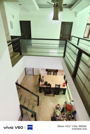 Master Bedroom in 6 BHK Independent House at RWA Apartments Sector 50, Sector 50 – for Rent