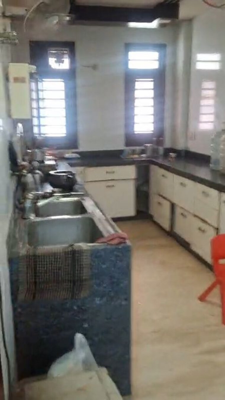 Floor Plan, rohini sector 24 Commercial Office Space 2270 Sq.Ft. In Rohini Sector 24 Delhi 9763588