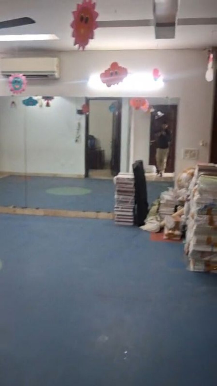 Floor Plan, rohini sector 24 Commercial Office Space 2270 Sq.Ft. In Rohini Sector 24 Delhi 9763588