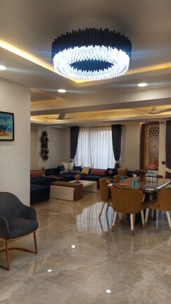3 BHK Builder Floor For Sale in BPTP Green Oaks