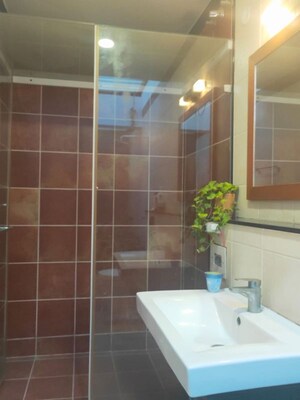 Bathroom in 4 BHK Apartment at Doddakannelli – for Rent