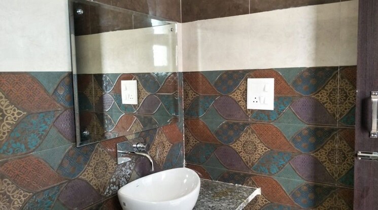 Bathroom, lal danth 3 Bedroom 1700 Sq.Ft. Builder Floor In Lal Danth Haldwani 9751361