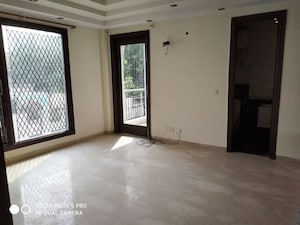 Room in 4 BHK Builder Floor at Lajpat Nagar ii – for Sale