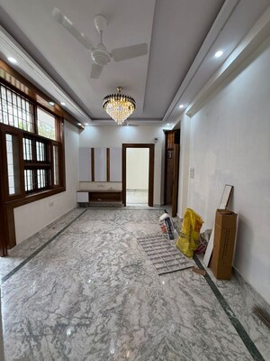 Bedroom in 1 BHK Builder Floor at Vaishali Sector 6 – for Sale