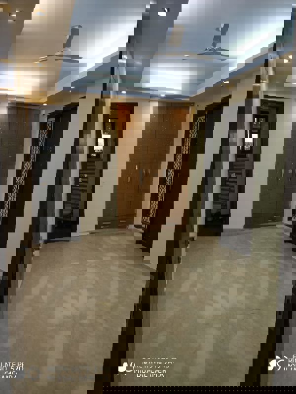 4 BHK + Servant Room Builder Floor For Sale in Lajpat Nagar II