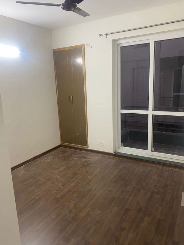 3 BHK + Pooja Room 1700 Sq.Ft. Apartment in BPTP Parkland Pride