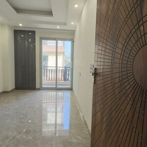 Room in 3 BHK Apartment at Chattarpur – for Sale